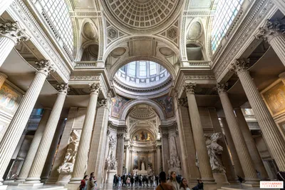 Экскурсия без очереди по Пантеону в Париже с куполом и трансфером |  GetYourGuide