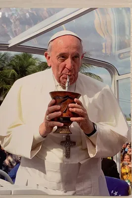 NEWSru.com :: Папа Римский Франциск обязал священников сообщать о  сексуальных домогательствах своих коллег