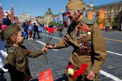 Путин начал парад в Москве, авиации не будет | Украинская правда