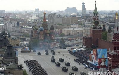 Как в Петербурге и Москве прошёл парад Победы: фоторепортаж