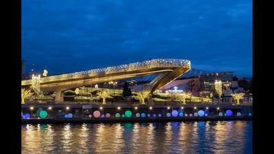 Парящий мост в «Зарядье», экскурсии по Москве в Москве – адрес, фото и  описание