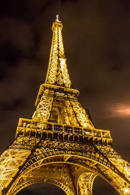 Фото «Эйфелева башня ночью» из фотогалереи «Париж… как много в этом  звуке…Часть
