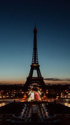 Почему нельзя фотографировать Эйфелеву башню ночью