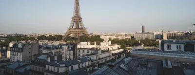 Париж - самый красивый город в мире.