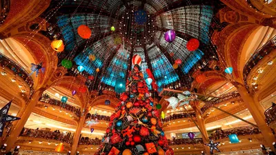 Lafayette Haussmann Gallery in Paris, France-Department Store 14,000 Sq.  Meters with a Leading International Collection Editorial Stock Image -  Image of bold, gallery: 178500349