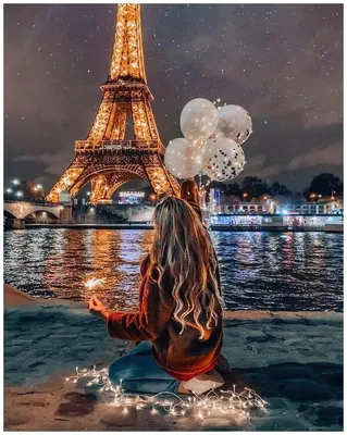 Ночной Париж в свете проезжающих …» — создано в Шедевруме
