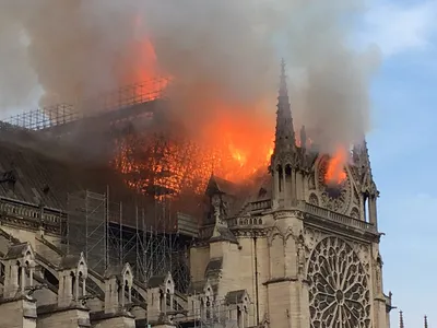 Нотр-Дам пожар - очевидец рассказал, как горел Собор Парижской Богоматери