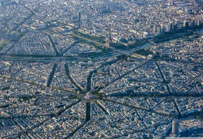 Париж с высоты птичьего полёта, …» — создано в Шедевруме