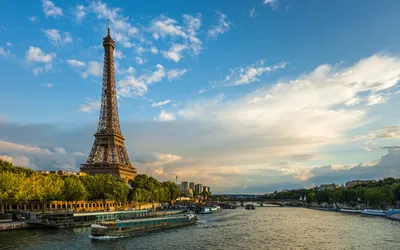 Union Strike Shuts Down Eiffel Tower on Centennial of Architect's Death
