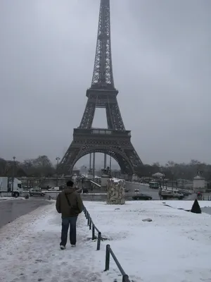 Снежный Париж | Пикабу