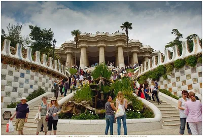 Парк Гуэль - город-сад в неповторимом каталонском стиле Антонио Гауди |  ARCHITIME.RU
