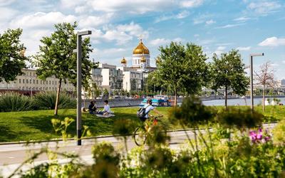 Парк Горького в Москве наша работа, было-стало, лавки, урны