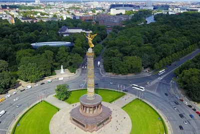 Манипуляция: Немцы из-за кризиса «вырубили почти все деревья в парке Берлина»,  — Bloomberg | StopFake