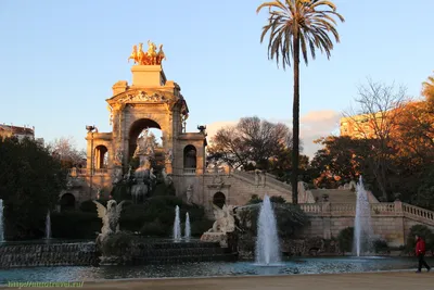 Город Барселона и парк Цитадели (Parc de la Ciutadella).  Достопримечательности, история, обзор