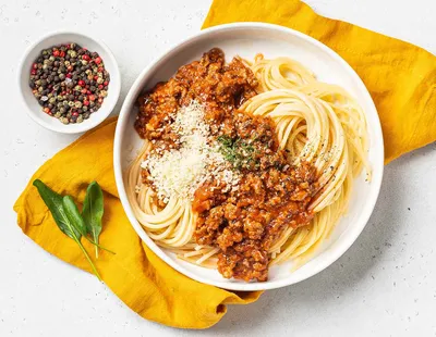 Спагетти болоньезе – простой рецепт вкусной итальянской пасты - Рецепты от  ОАО Борисовского мясокомбината