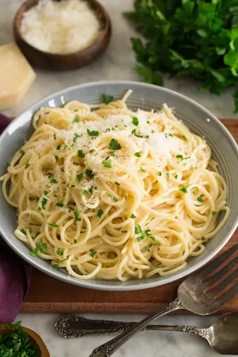 Pasta e Piselli (Peas)