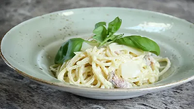 Спагетти Карбонара классические рецепт фото пошагово и видео - 1000.menu