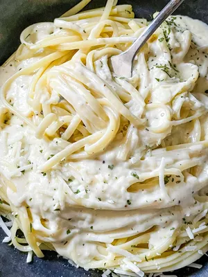 Linguine with Creamy 'Nduja Tomato Sauce - Serving Dumplings