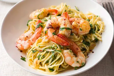 Spicy Seafood Linguine cooked with White Wine - Spicepaw