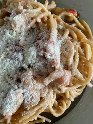 Спагетти с морепродуктами в томатном соусе - пошаговый рецепт с фото на  Повар.ру