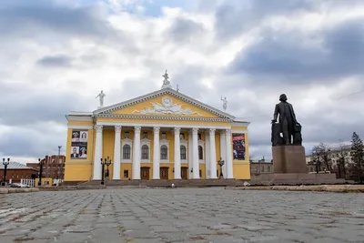 В Челябинске попал в ДТП пассажирский ПАЗ, есть пострадавший | 25.10.2023 |  Челябинск - БезФормата