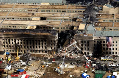 Файл:Aerial view of the Pentagon during rescue operations post-September 11  attack.JPEG — Википедия