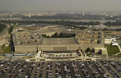 США Пентагон на заходе солнца Стоковое Изображение - изображение  насчитывающей пентагон, птиц: 46532583