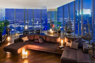 Penthouse on the 82 floor of Moscow City OKO Tower - YouTube