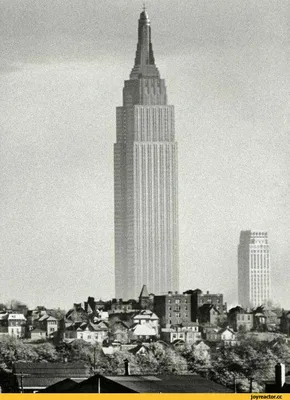 Эмпайр Стейт Билдинг на фоне остальных зданий в 1941 году / старые фото ::  Нью-Йорк :: Америка :: Empire State Building - JoyReactor