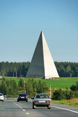 Пирамида на \"Новой Риге\" — Skoda Octavia RS A5 Mk2, 2 л, 2011 года |  путешествие | DRIVE2