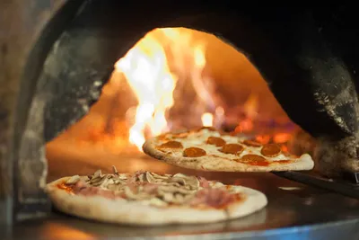 Пицца \"Итальянская\" с ветчиной и грибами большая 42см купить - Пиццерия  \"Party Pizza\"