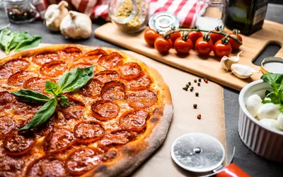 Вкус Италии на берегах Невы: топ-10 лучших пиццерий Петербурга по отзывам  посетителей
