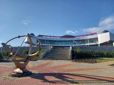 Большой планетарий Новосибирска Сибирь, Россия Редакционное Фотография -  изображение насчитывающей обсерватория, планетарий: 97308617