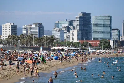 File:252 Platges de la Nova Icària i el Bogatell (Barcelona).JPG -  Wikimedia Commons