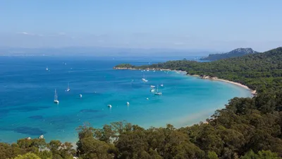 Франция: пляжный отдых 2024-2025 | Booking.com