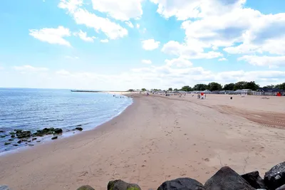 Восемь общественных пляжей Нью-Йорка: как выбрать идеальное место для  летнего отдыха