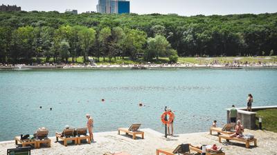 Открытие пляжного сезона состоится 15 июня: мэр и спасатели объяснили  почему в Новосибирске задержали открытие пляжей | 02.06.2023 | Новосибирск  - БезФормата