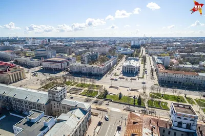 На площади Якуба Коласа в Минске были скульптура атома и световая газета -  KP.RU