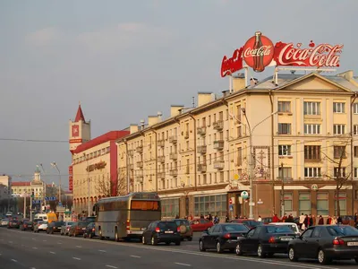 Здание с башнями на площади Якуба Коласа меняет облик – что с ним будет -  28.05.2023, Sputnik Беларусь