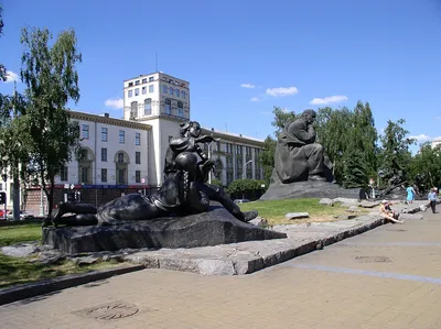 File:Минск. Площадь Якуба Коласа - panoramio.jpg - Wikimedia Commons