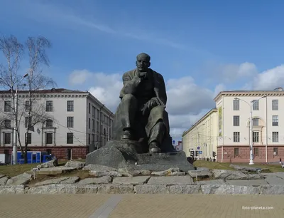 Экран на площади Якуба Коласа г. Минск - nv