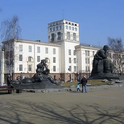 Завод на площади Якуба Коласа отдадут белорусским программистам - KP.RU