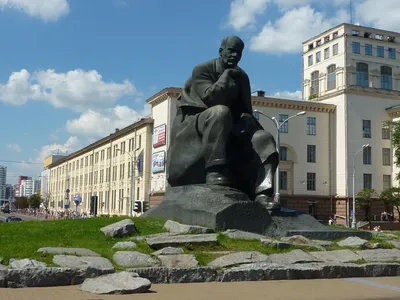 Задымление на ст.м. «Площадь Якуба Коласа» в Минске: более 10 машин МЧС —  МотолькоПомоги
