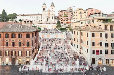 Испанская лестница в Риме - онлайн-пазл