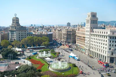 Площадь Каталонии в Барселоне - EUROMAPA