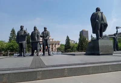 Необычная форма катка в Новосибирске развеселила Интернет | Моё Белово