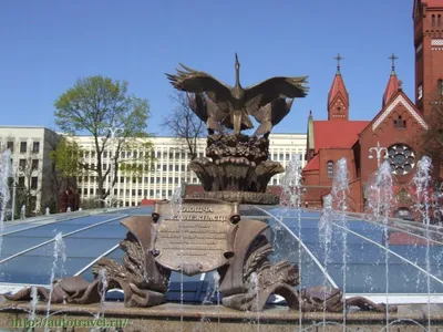 Город Минск. Площадь независимости Редакционное Стоковое Фото - изображение  насчитывающей основной, взгляд: 198847388