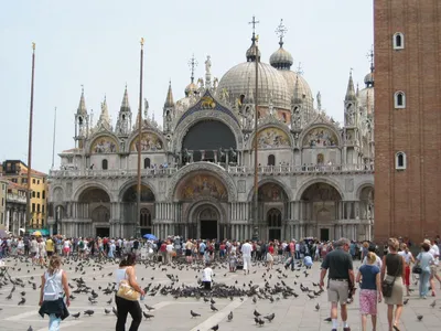 Венеция площадь Сан Марко роспись в интерьере.