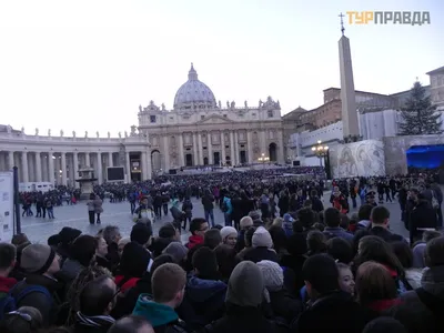 На площади Святого Петра в Риме открыли рождественский вертеп | ИА Красная  Весна
