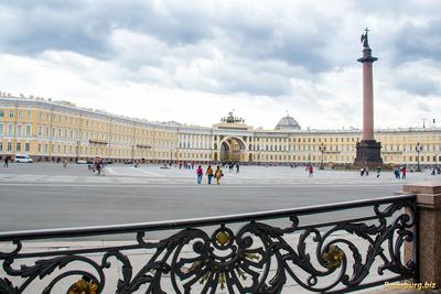 Фотографии площадей в Санкт-Петербурге